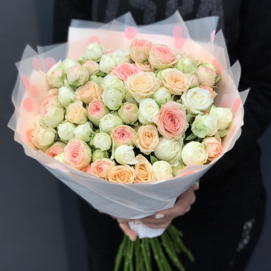 Букет пионовидных роз "Пассаж"