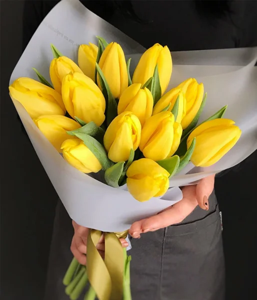 Желтые тюльпаны "Весенний этюд"