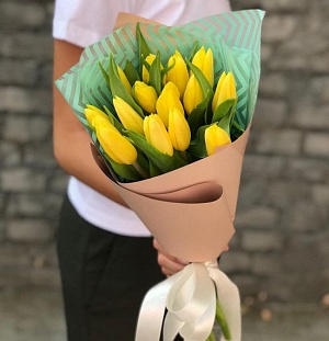 Тюльпаны "Желтое облако"