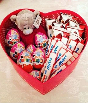 Сердечко с Мишкой и Kinder