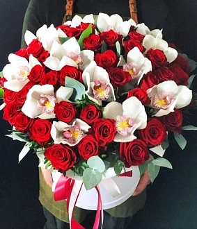 Шикарная коробка маме "Рубин"