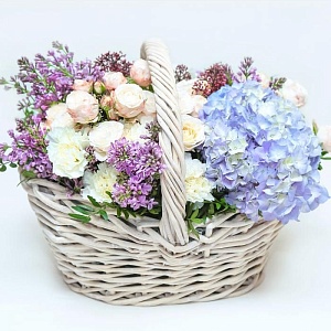 Фото Корзина цветов "Люкс"