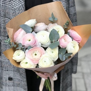 Букет с ранункулюсами "Признание в Любви"