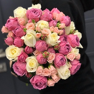 Букет роз "Кармен"