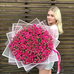 101 Кустовая роза розового цвета