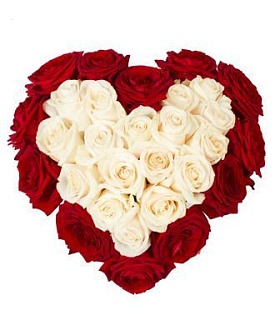Композиция из красных и белых роз "Сердечко"