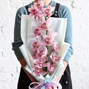 Композиция из орхидей "Богарт"