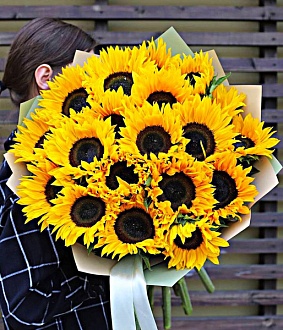 Полевые цветы в букете "Утренний луг"