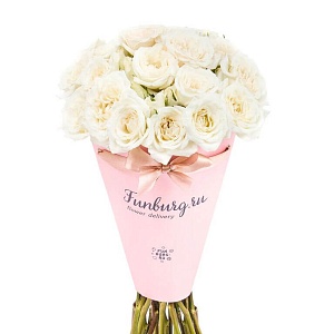 25 Белых роз в плайм пакете