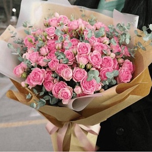 Кустовые розы "Алиса"