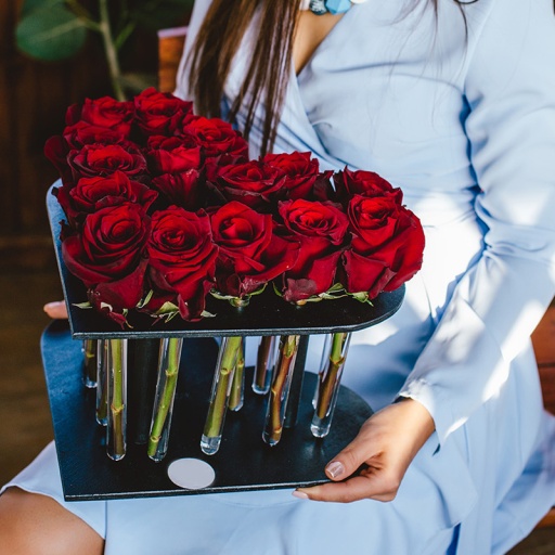 Деревянная композиция из 15 роз в форме Сердца