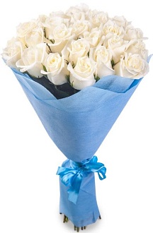 Нежный букет из 19 белых роз