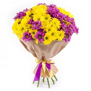 Яркий букет из хризантем