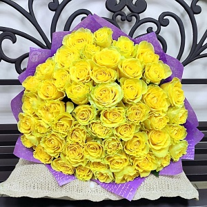 Букет из 51 желтой розы "Любимому Солнцу"
