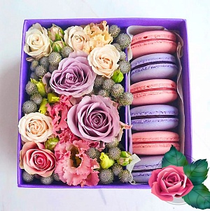 Фото Коробочка с макаронс и цветами №127