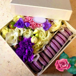 Фото Коробочка с макаронс и цветами №60