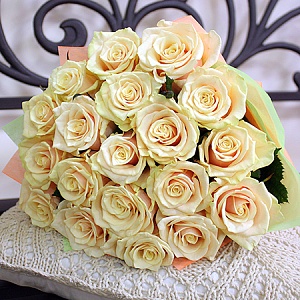 Кремовые розы "Пломбир"