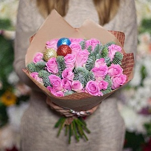 Оригинальный букет на новый год