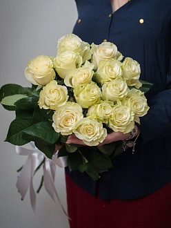 15 Голландских роз MONDIAL