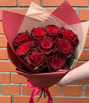 Классический букет из 9 роз для любимой
