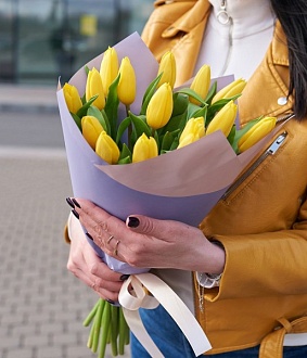 15 Тюльпанов на 8 марта