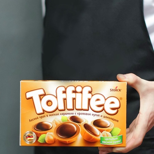 Коробка конфет "Toffifee"