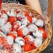 Корзина со 100 Kinder-Сюрпризами Корзина со 100 Kinder-Сюрпризами