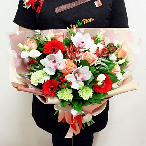 Букет "Магия цветов"