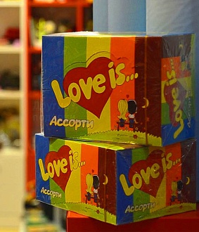 Жвачка Love is