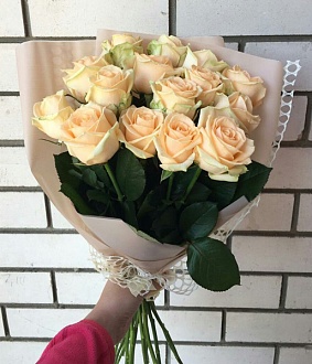 Розы в букете "Романтичный вечер"